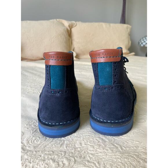 Ted Baker London Blue Suede Wingtip Chukka Boot Mens US 11 EU 44 - Picture 3 of 5